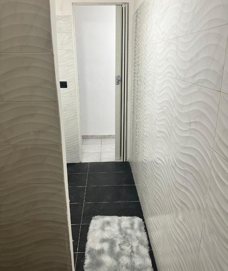 Home Center Acquisto 卡塔尼亚 外观 照片